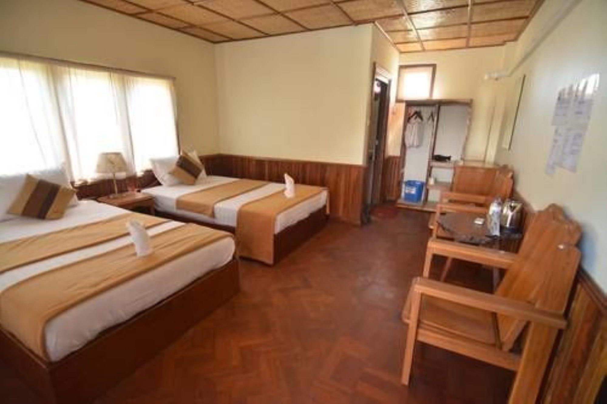 Three Seasons Inn & Spa Nyaung Shwe Exterior photo