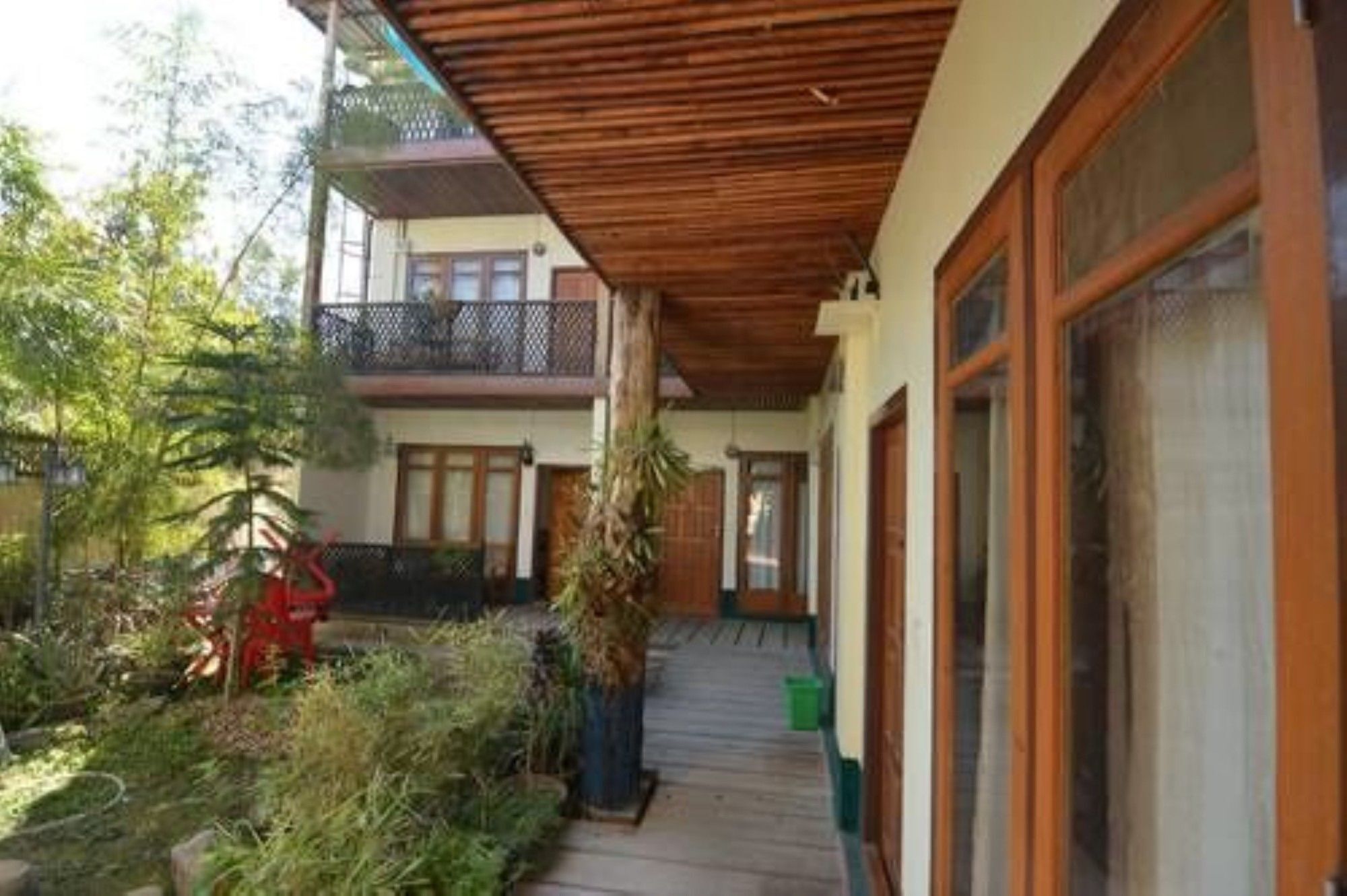 Three Seasons Inn & Spa Nyaung Shwe Exterior photo