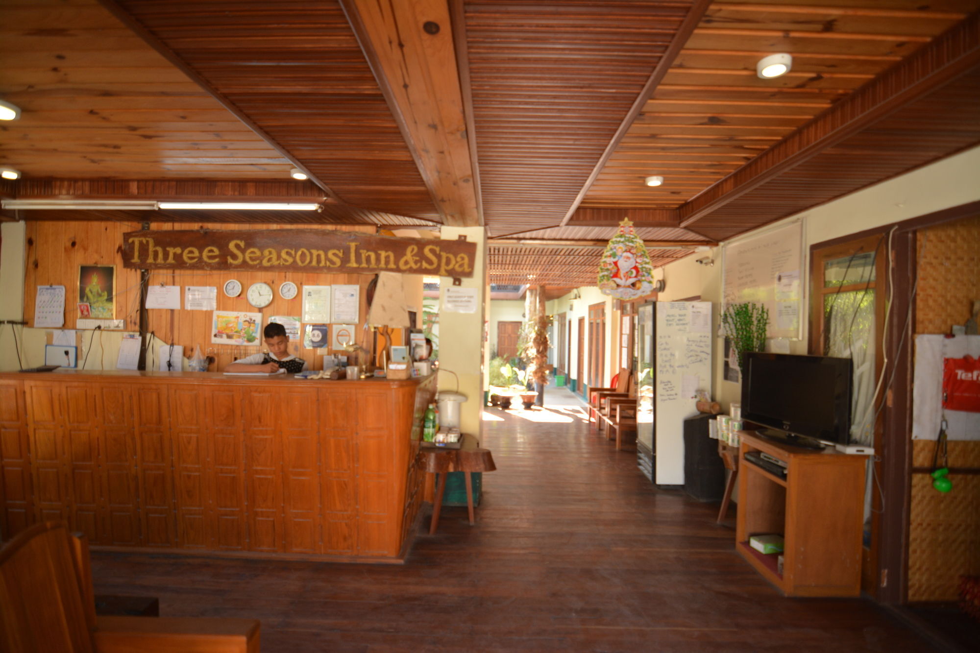 Three Seasons Inn & Spa Nyaung Shwe Exterior photo
